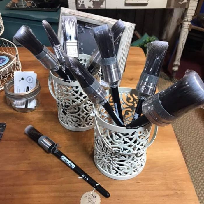 Cup of Brushes